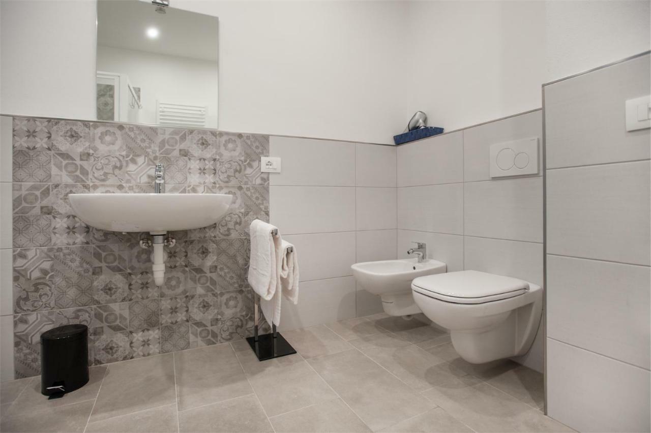 Residenza Picalof Lägenhet Torbole Sul Garda Exteriör bild