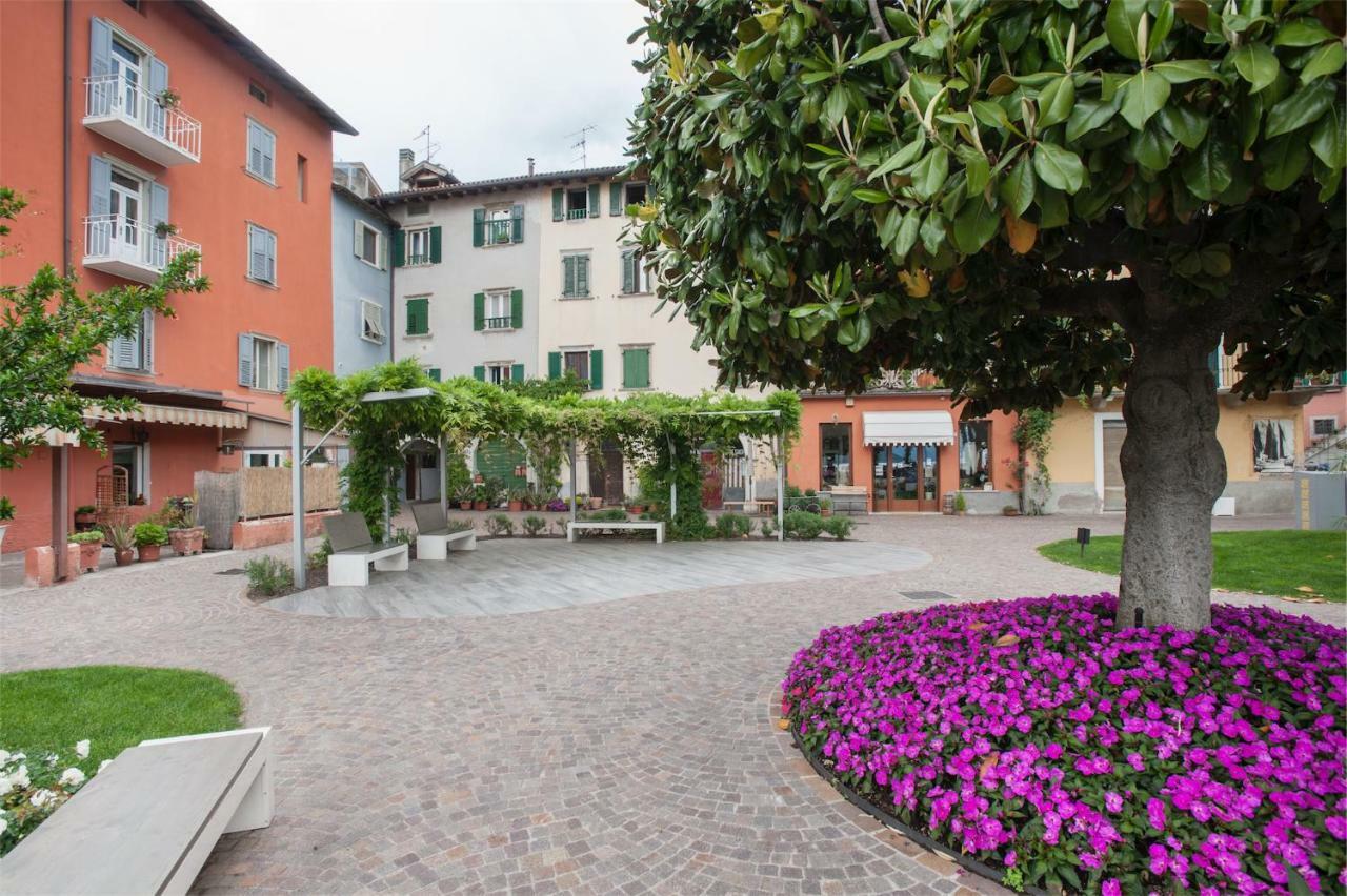 Residenza Picalof Lägenhet Torbole Sul Garda Exteriör bild