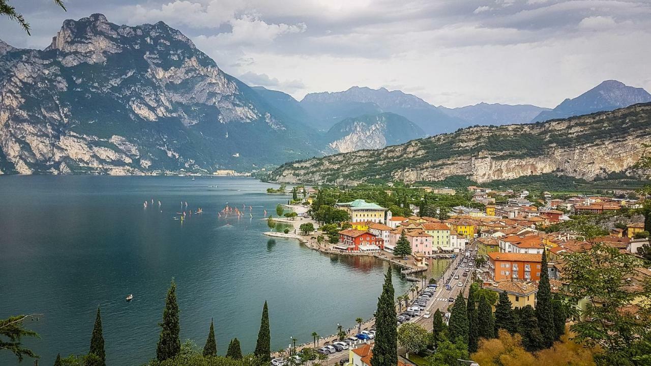 Residenza Picalof Lägenhet Torbole Sul Garda Exteriör bild