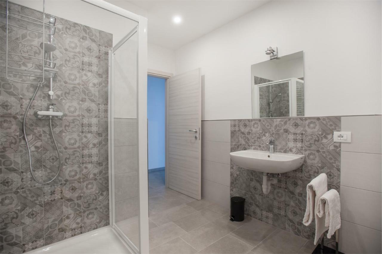 Residenza Picalof Lägenhet Torbole Sul Garda Exteriör bild