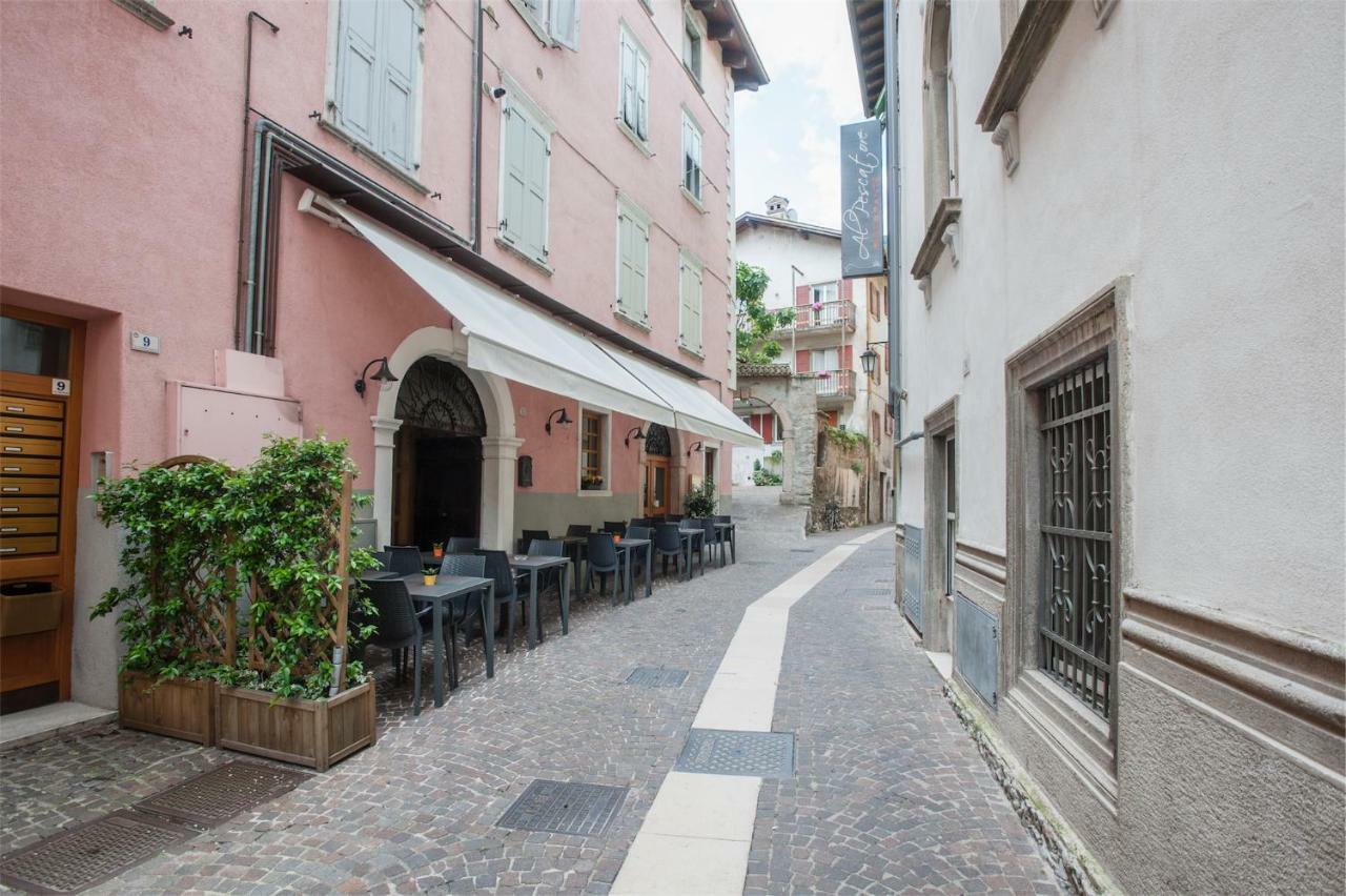 Residenza Picalof Lägenhet Torbole Sul Garda Exteriör bild