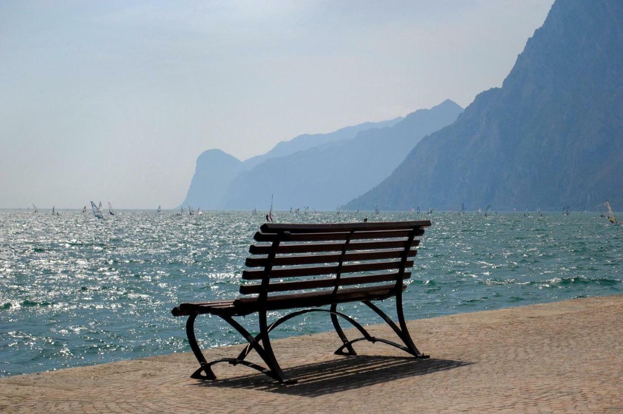 Residenza Picalof Lägenhet Torbole Sul Garda Exteriör bild