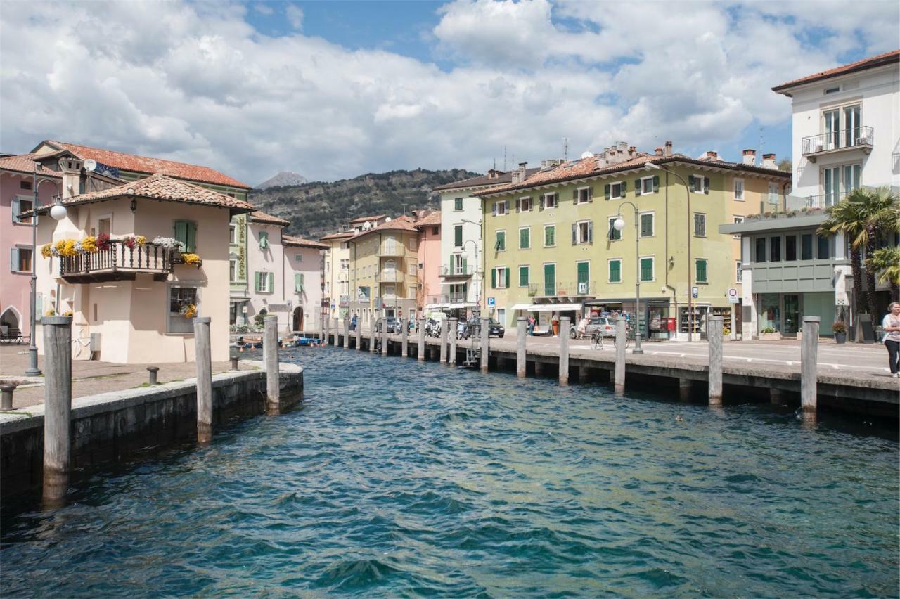 Residenza Picalof Lägenhet Torbole Sul Garda Exteriör bild