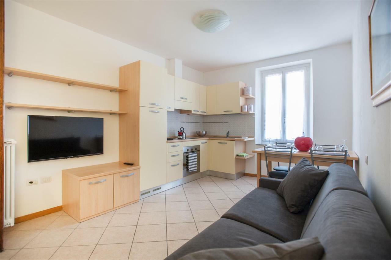 Residenza Picalof Lägenhet Torbole Sul Garda Exteriör bild