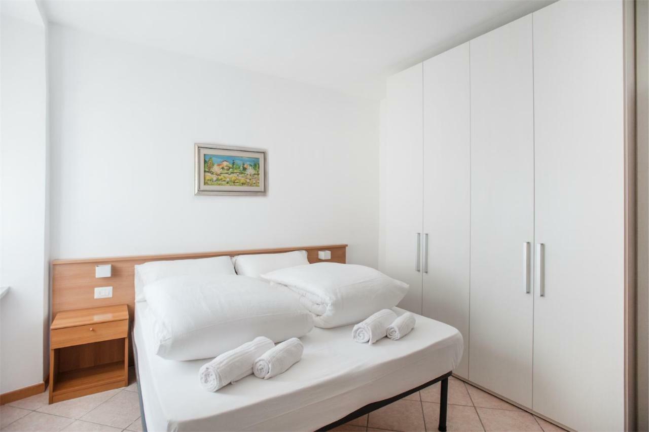 Residenza Picalof Lägenhet Torbole Sul Garda Exteriör bild
